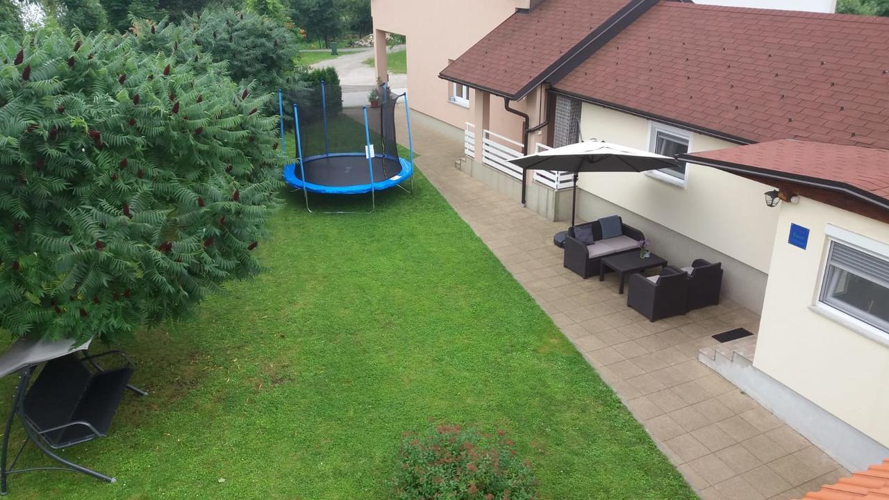 Apartment King Selište Drežničko Buitenkant foto