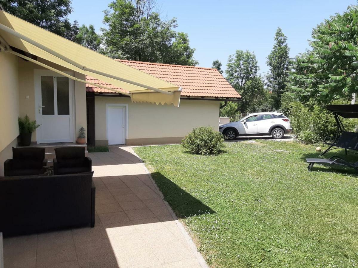 Apartment King Selište Drežničko Buitenkant foto